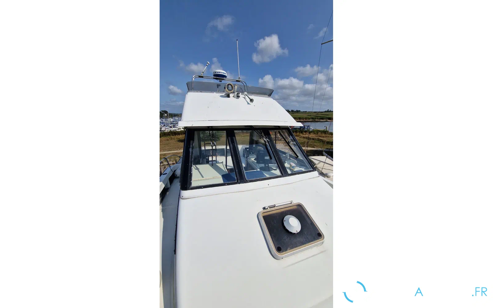 slider 11 Jeanneau Merry Fisher 930 Fly