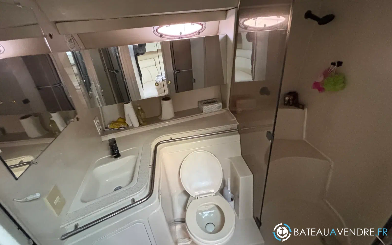 slider 36 Cruisers Yachts 4270 Esprit