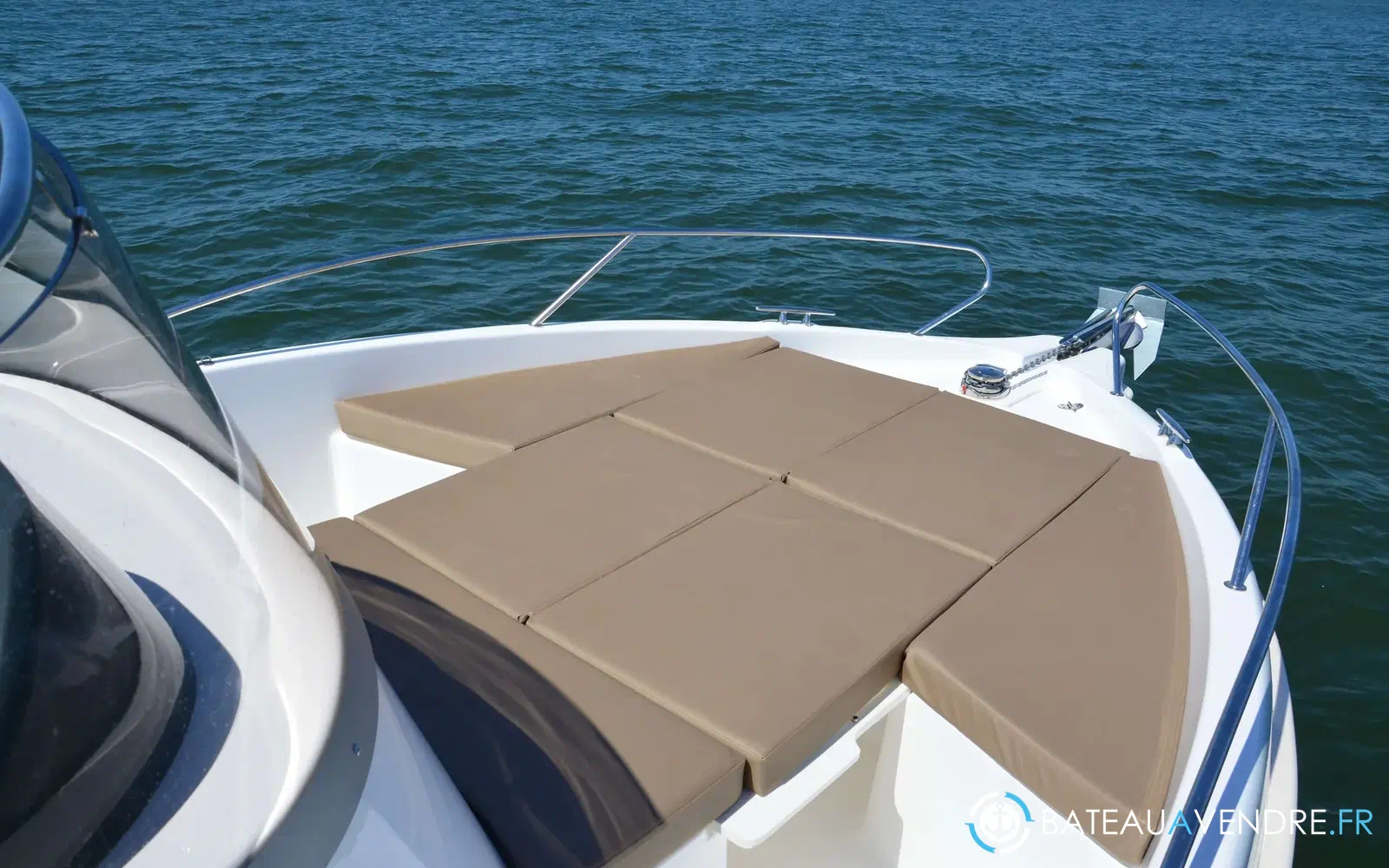 slider 6 B2 Marine Cap Ferret 702 Open
