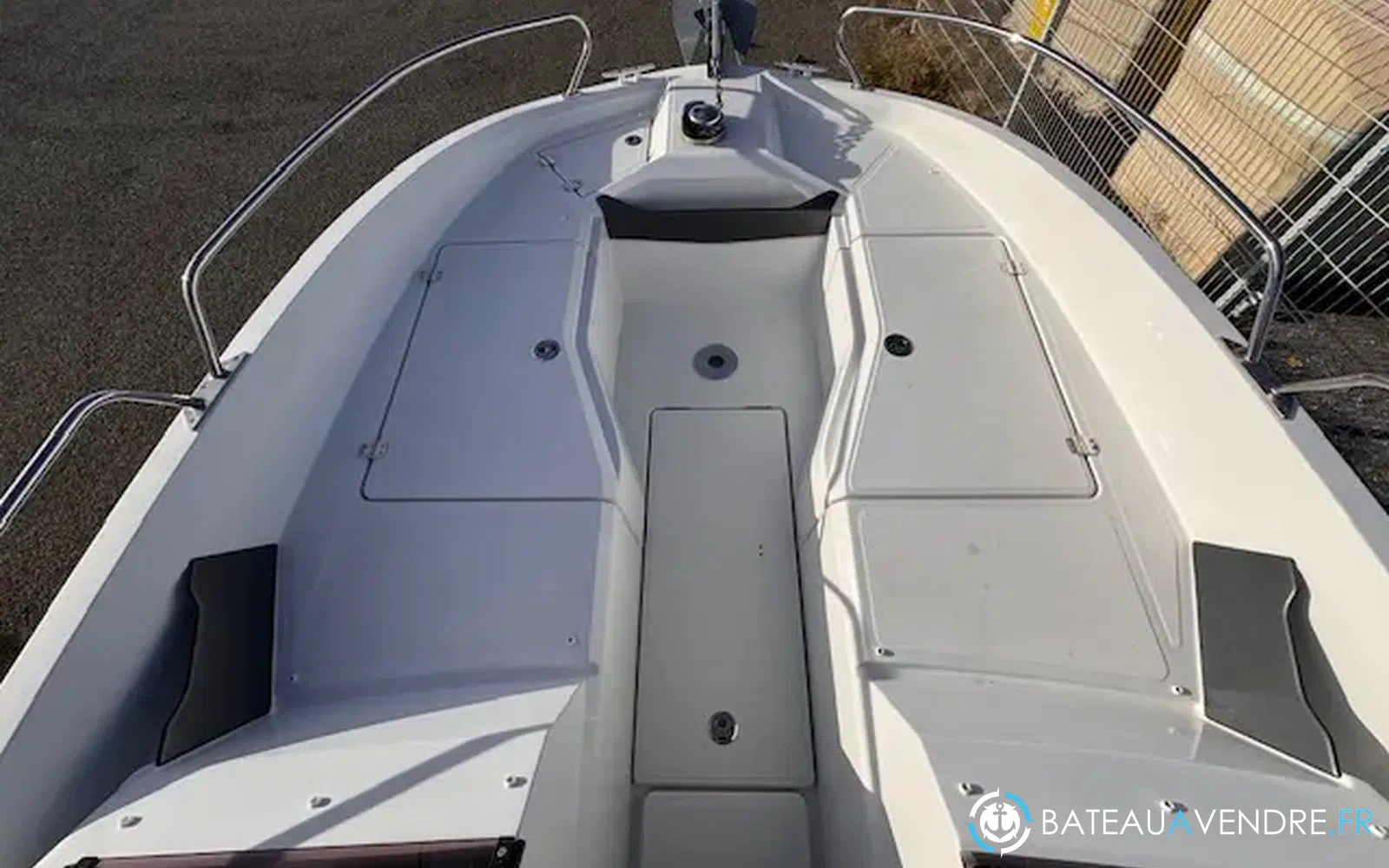 slider 3 Beneteau Flyer 6 SPORTdeck