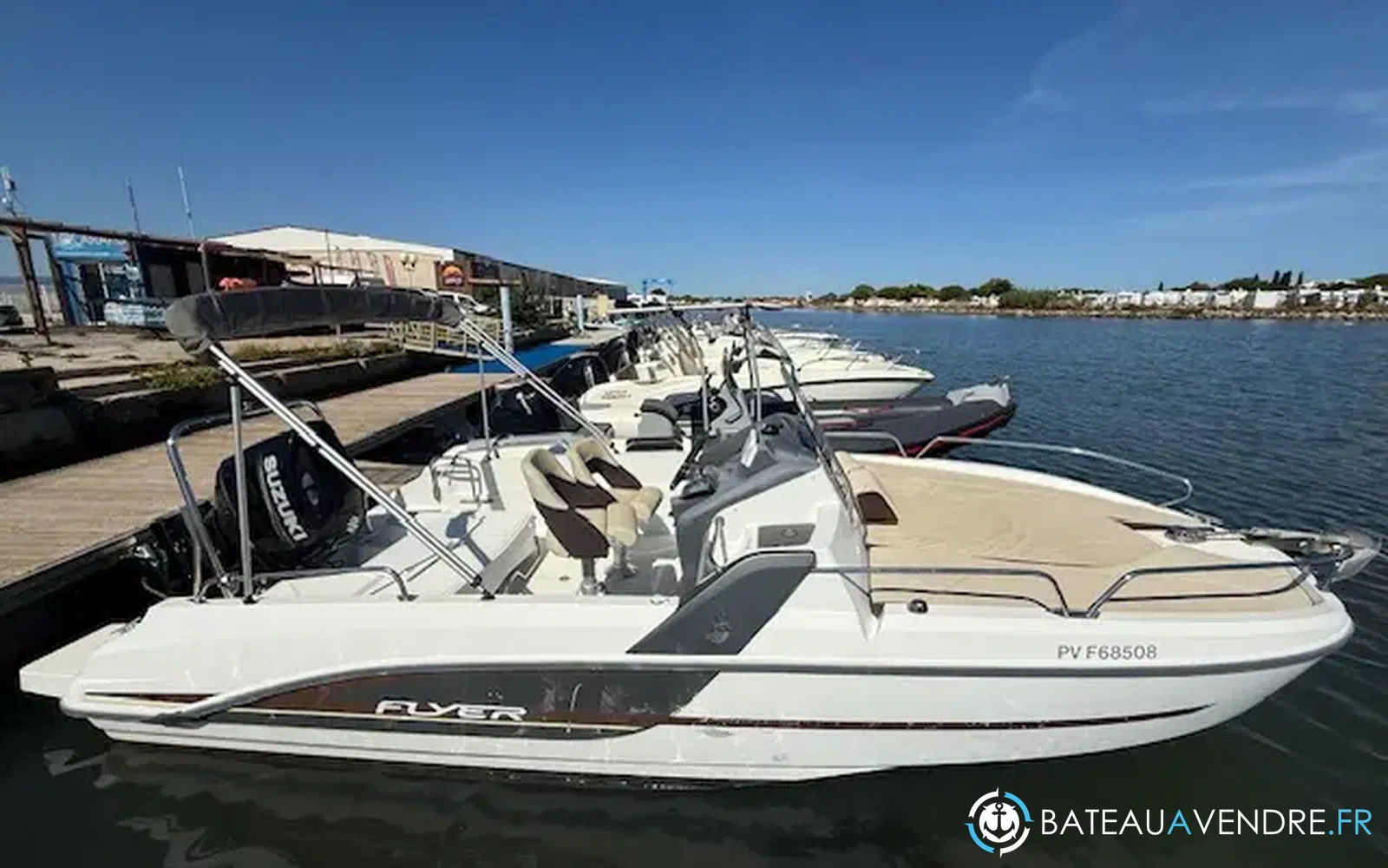 slider 1 Beneteau Flyer 6.6