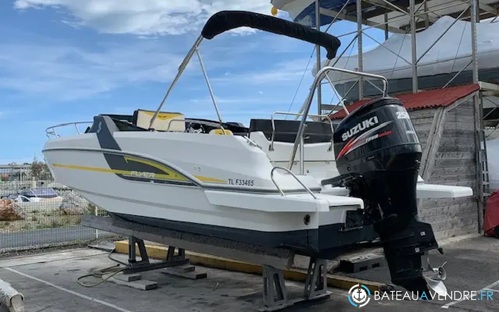 slider 1 Beneteau Flyer 7.7 SPORTdeck