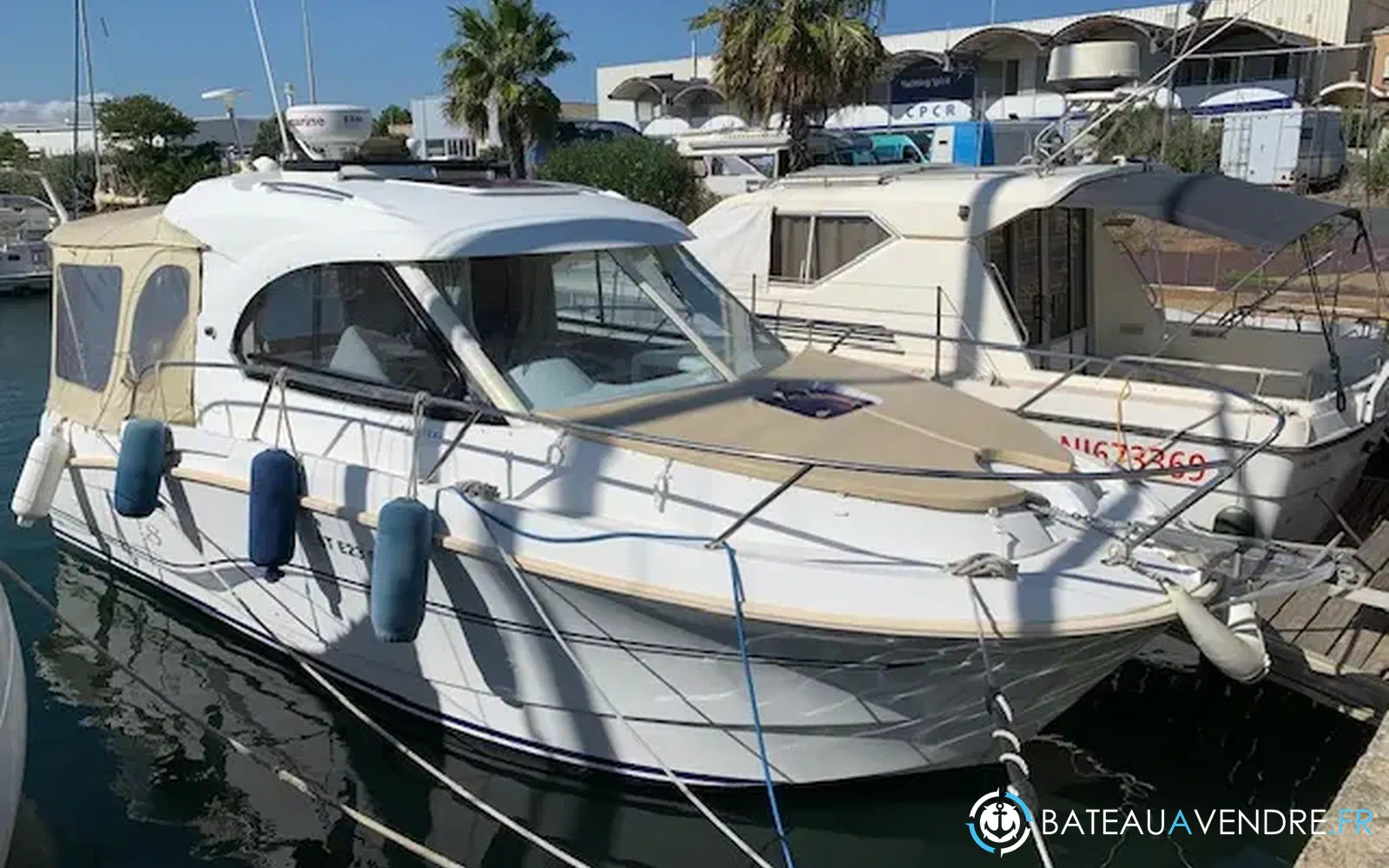 slider 0 Beneteau Antares 8