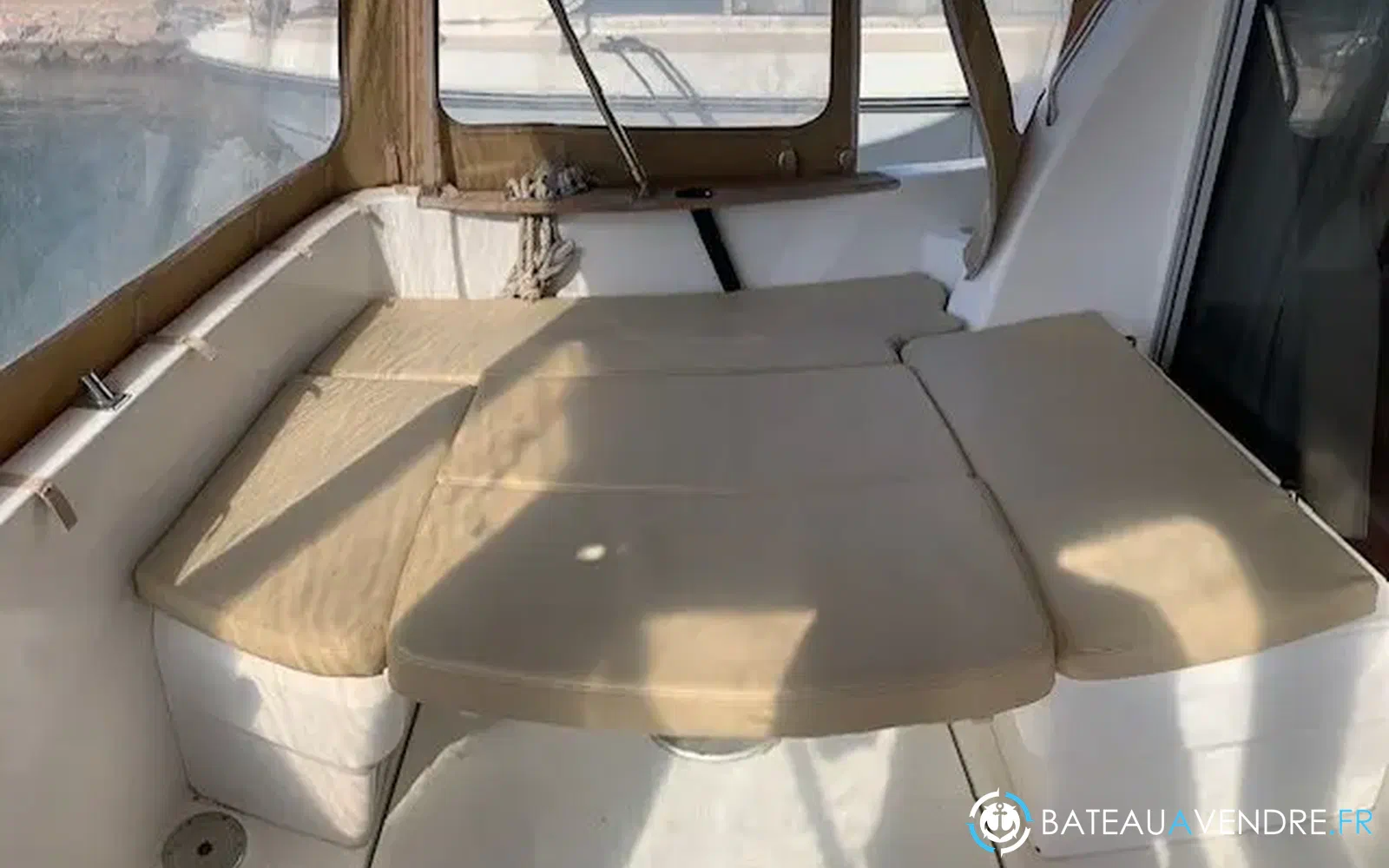 slider 18 Beneteau Antares 8