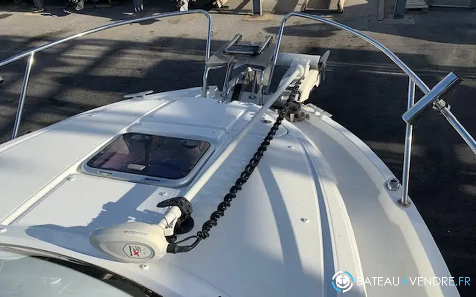 slider 17 Beneteau Antares 8 OB V2