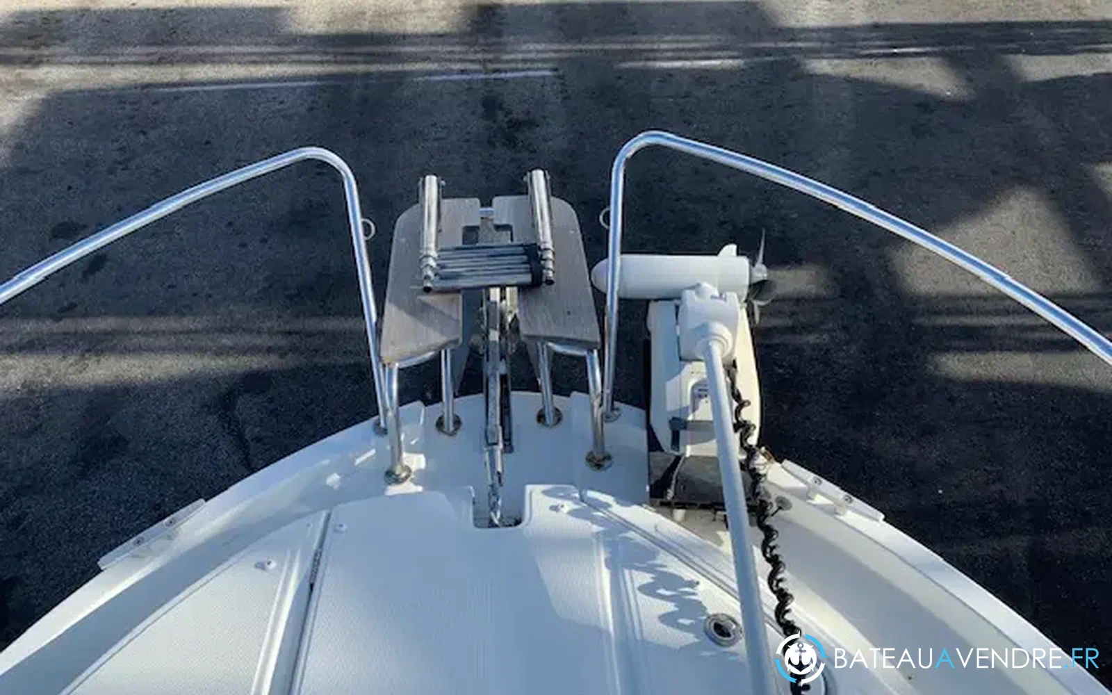 slider 18 Beneteau Antares 8 OB V2