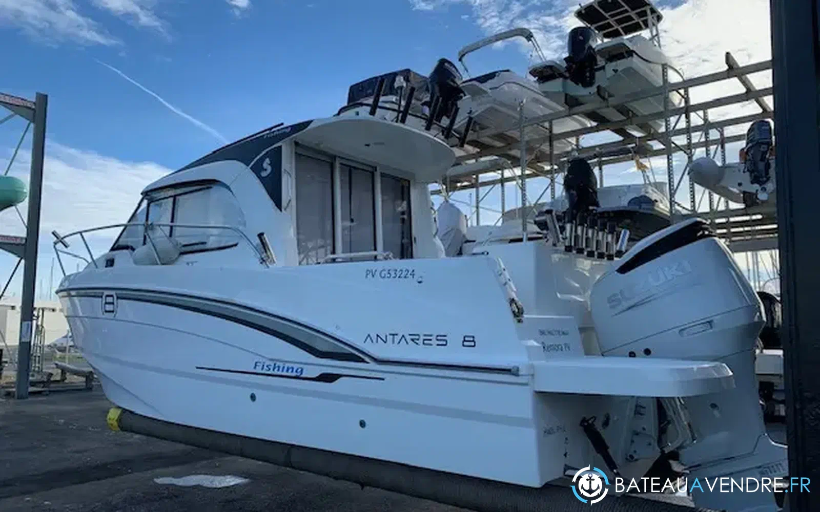 slider 4 Beneteau Antares 8 OB V2