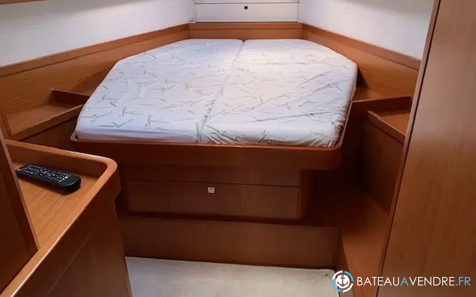 slider 13 Beneteau Sense 46