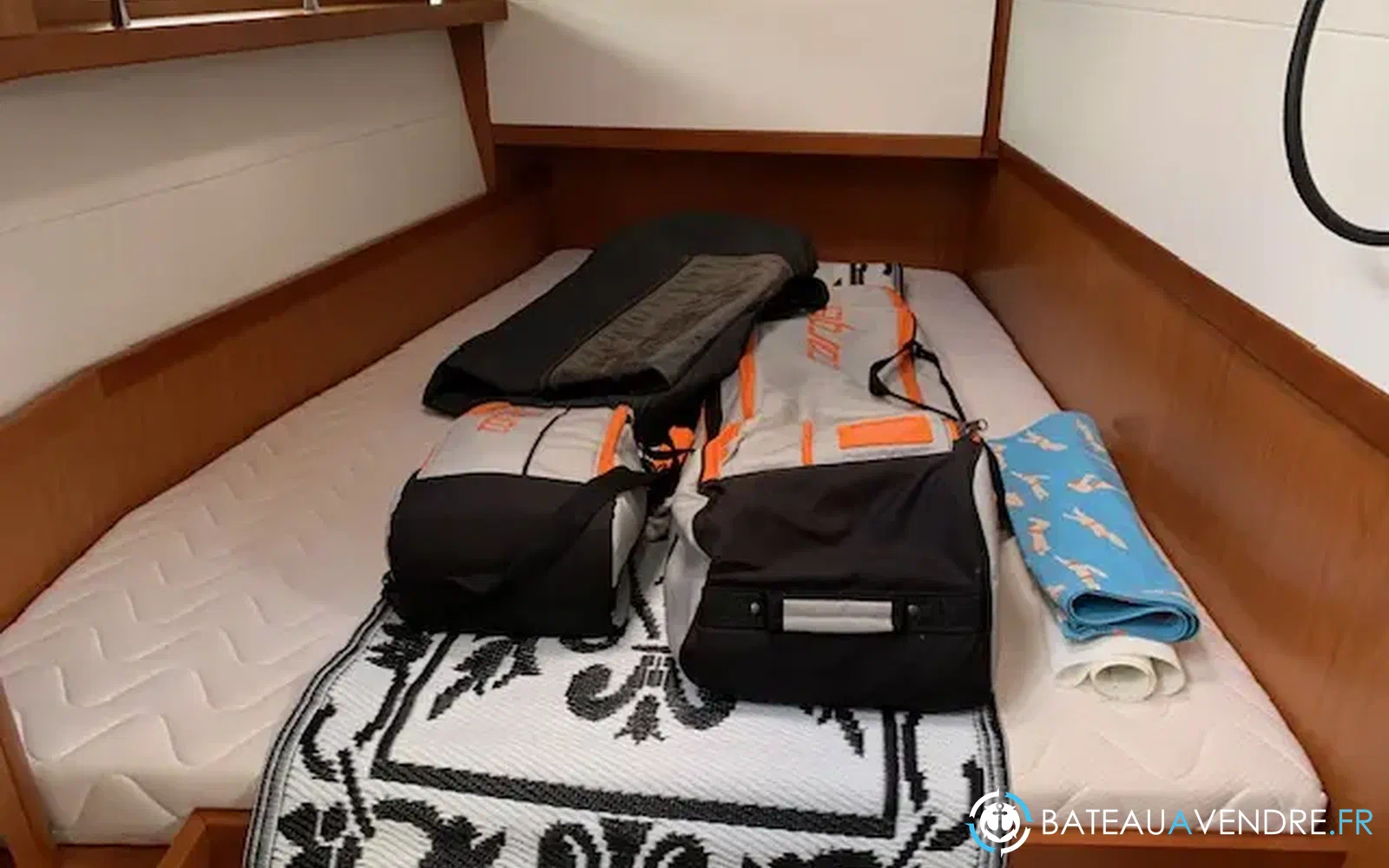 slider 17 Beneteau Sense 46