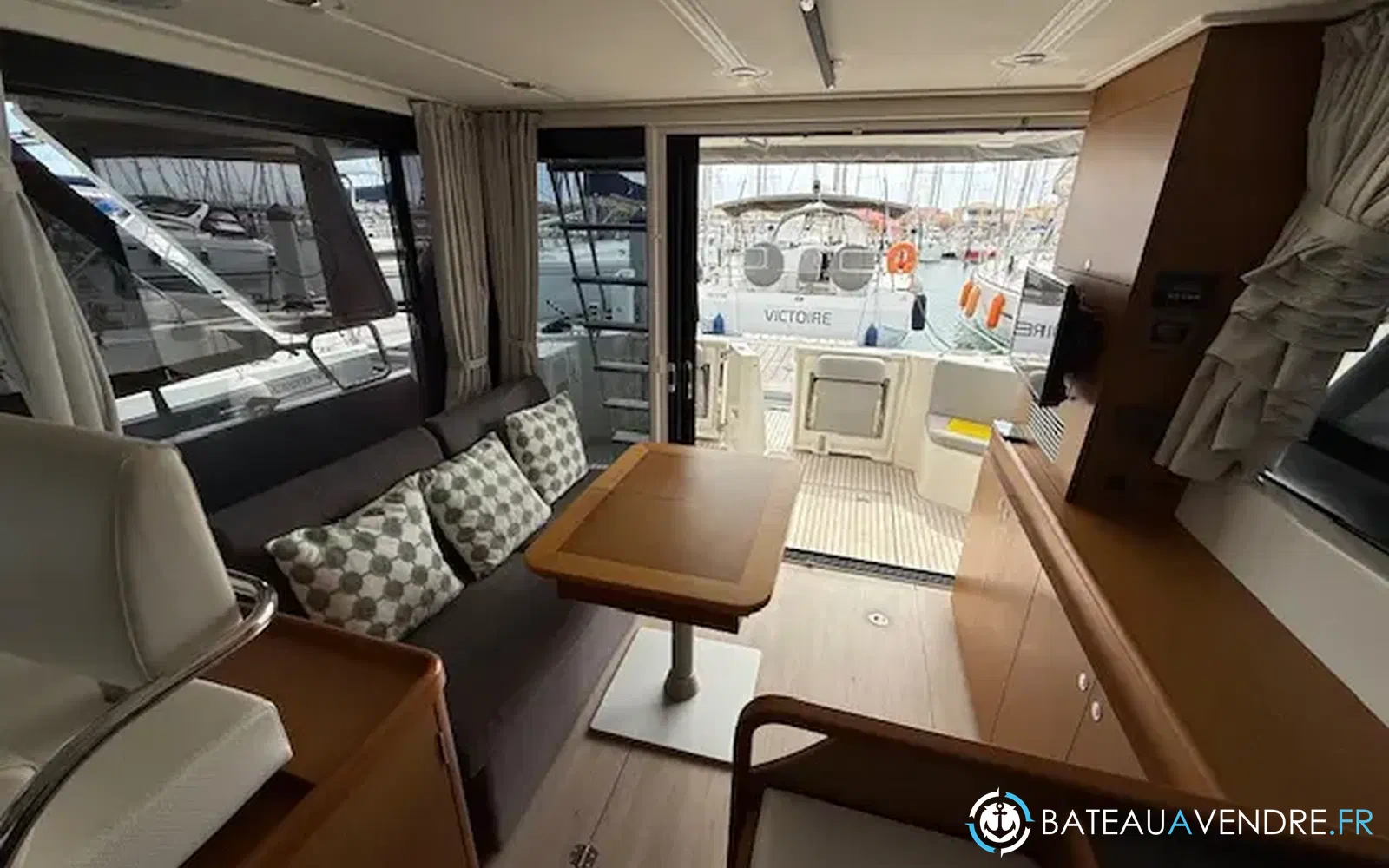 slider 16 Beneteau Swift Trawler 35