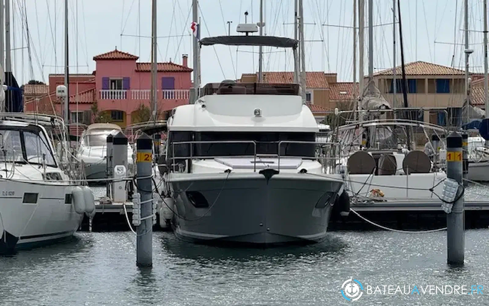slider 3 Beneteau Swift Trawler 35