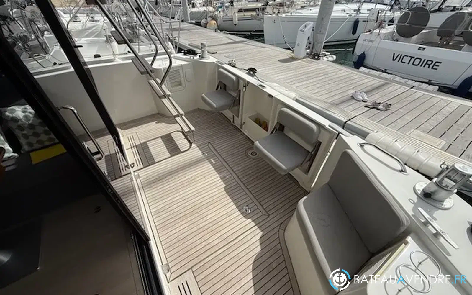slider 4 Beneteau Swift Trawler 35