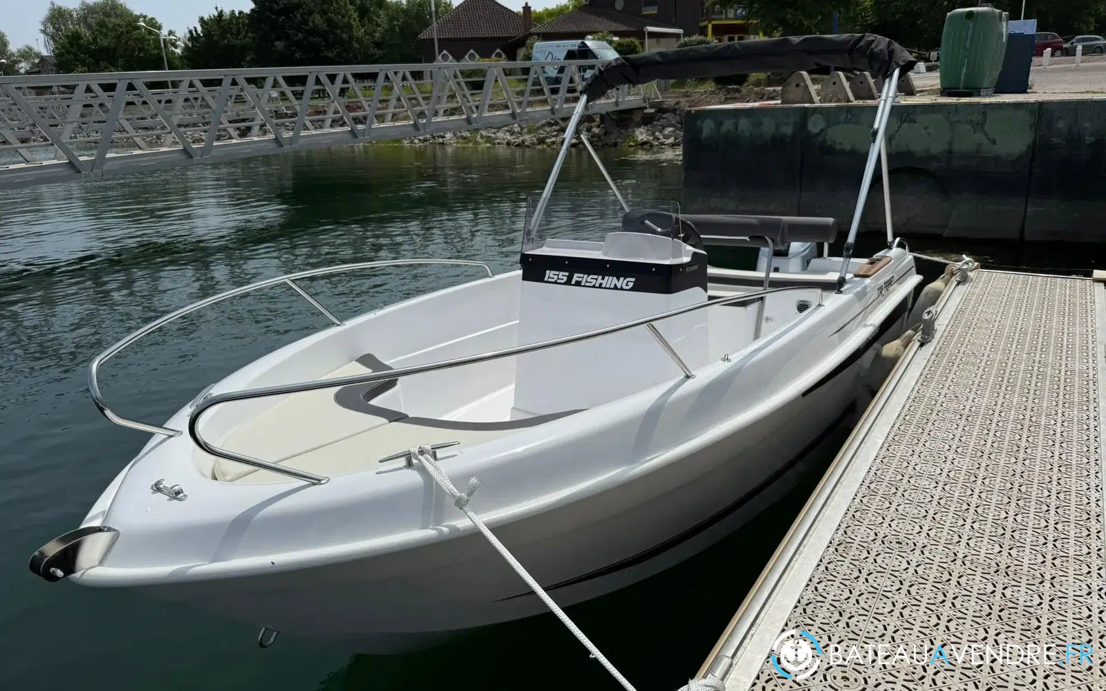 slider 6 B2 Marine 155 Fishing
