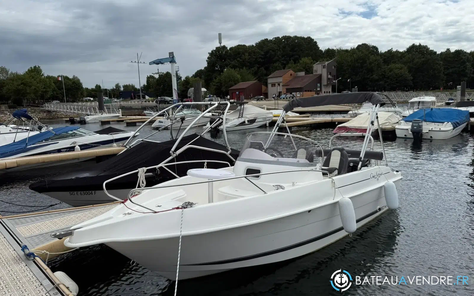 slider 0 B2 Marine 572 Open