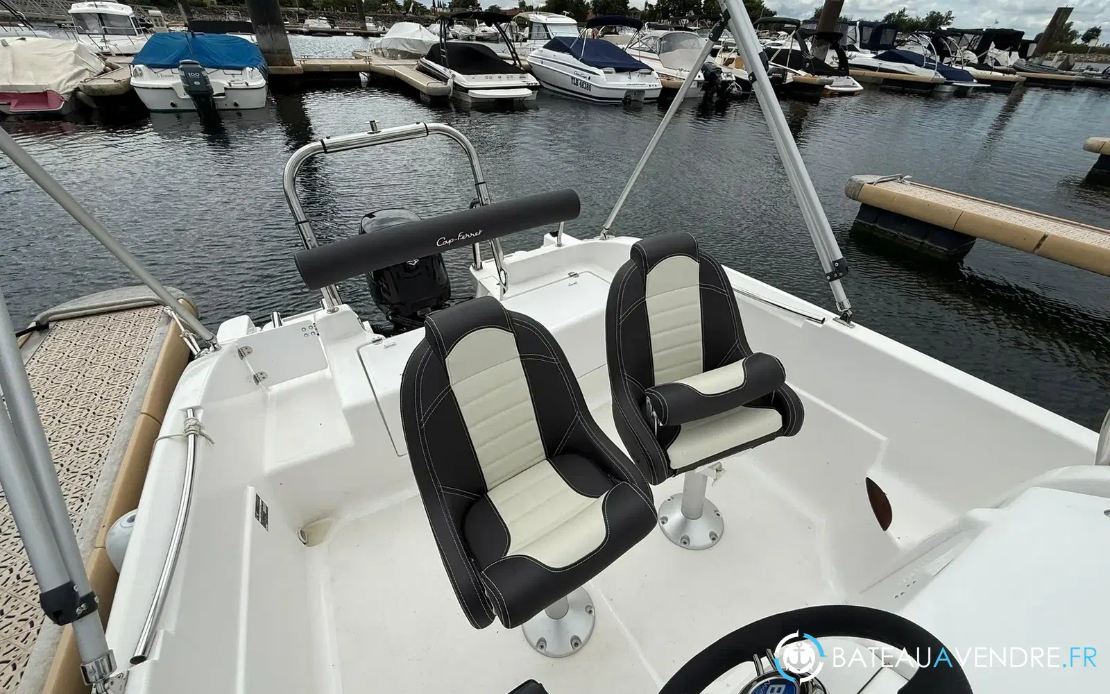 slider 9 B2 Marine 572 Open