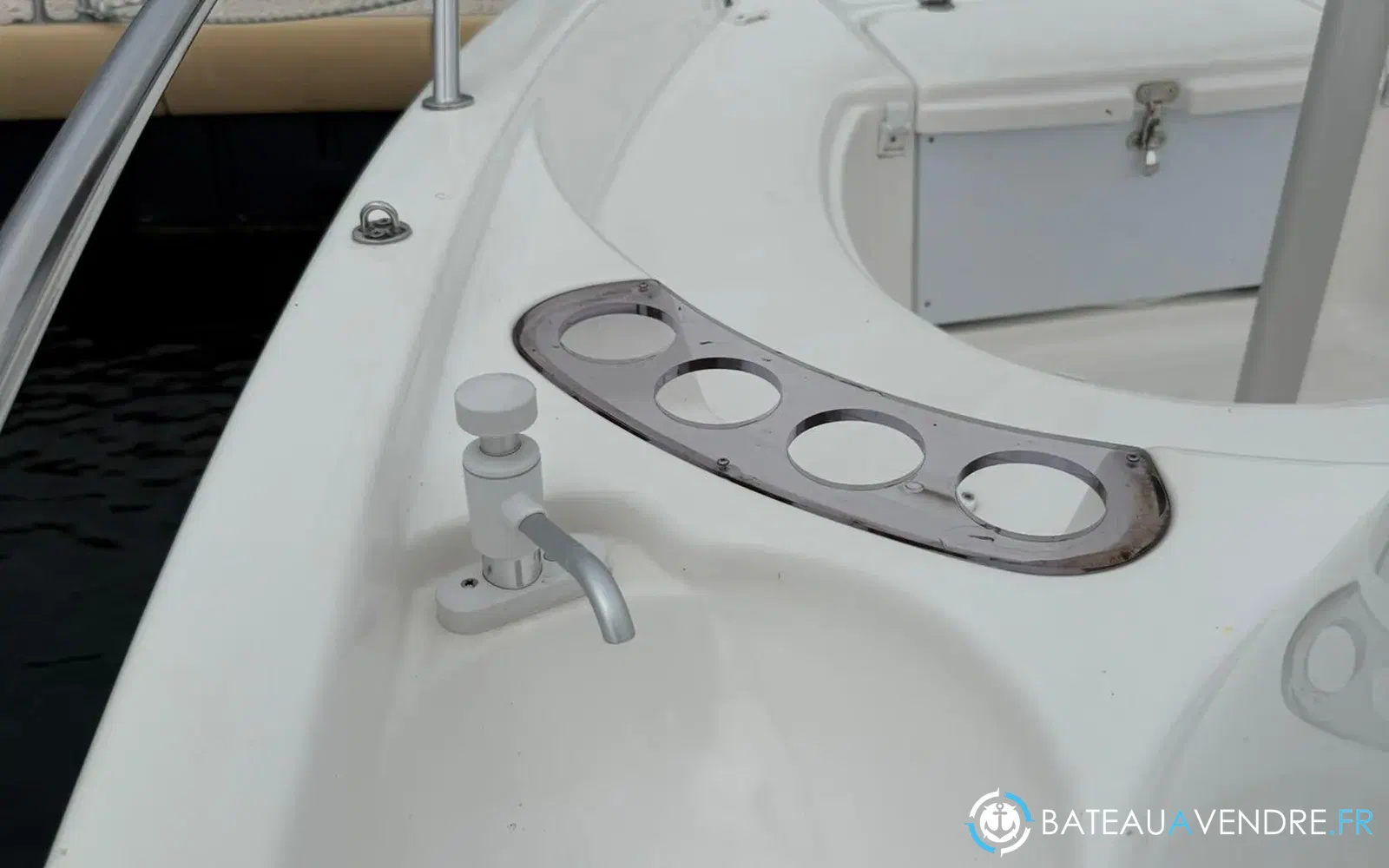 slider 19 B2 Marine 572 Open