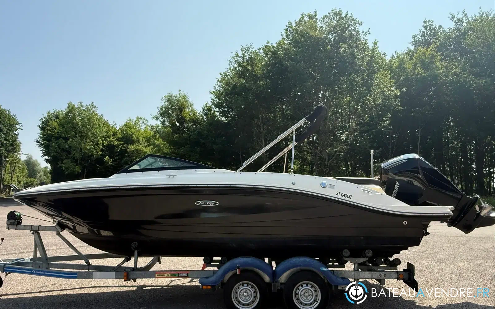slider 1 Sea Ray 210 SPX OB