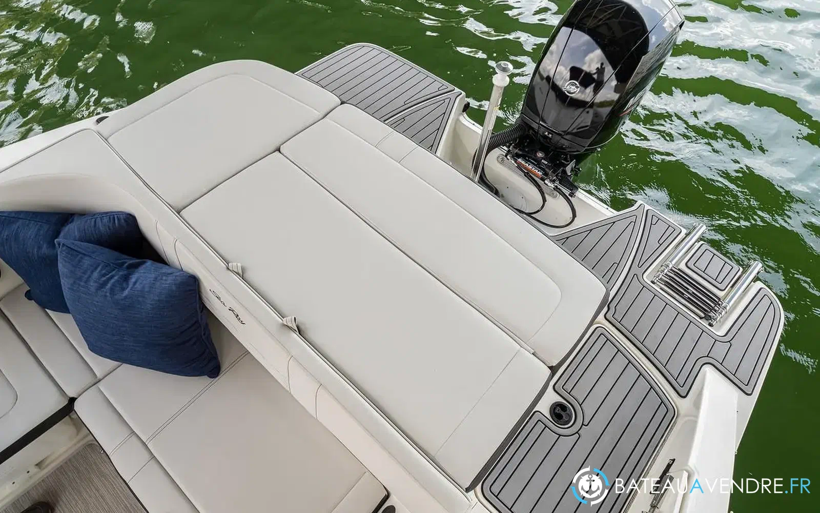 slider 20 Sea Ray 210 SPX OB