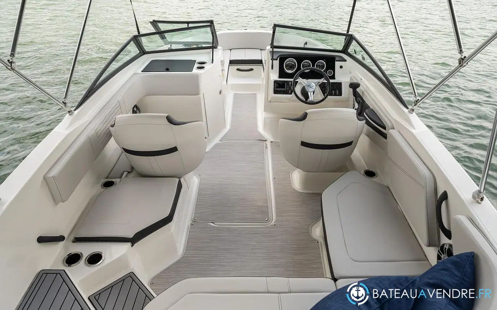 slider 24 Sea Ray 210 SPX OB