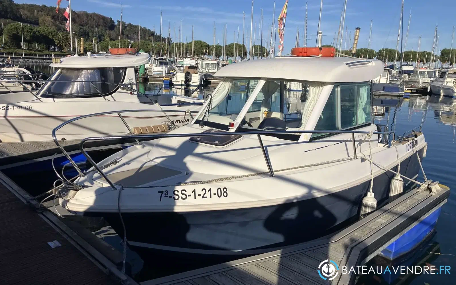 slider 0 Jeanneau Merry Fisher 625 Legende