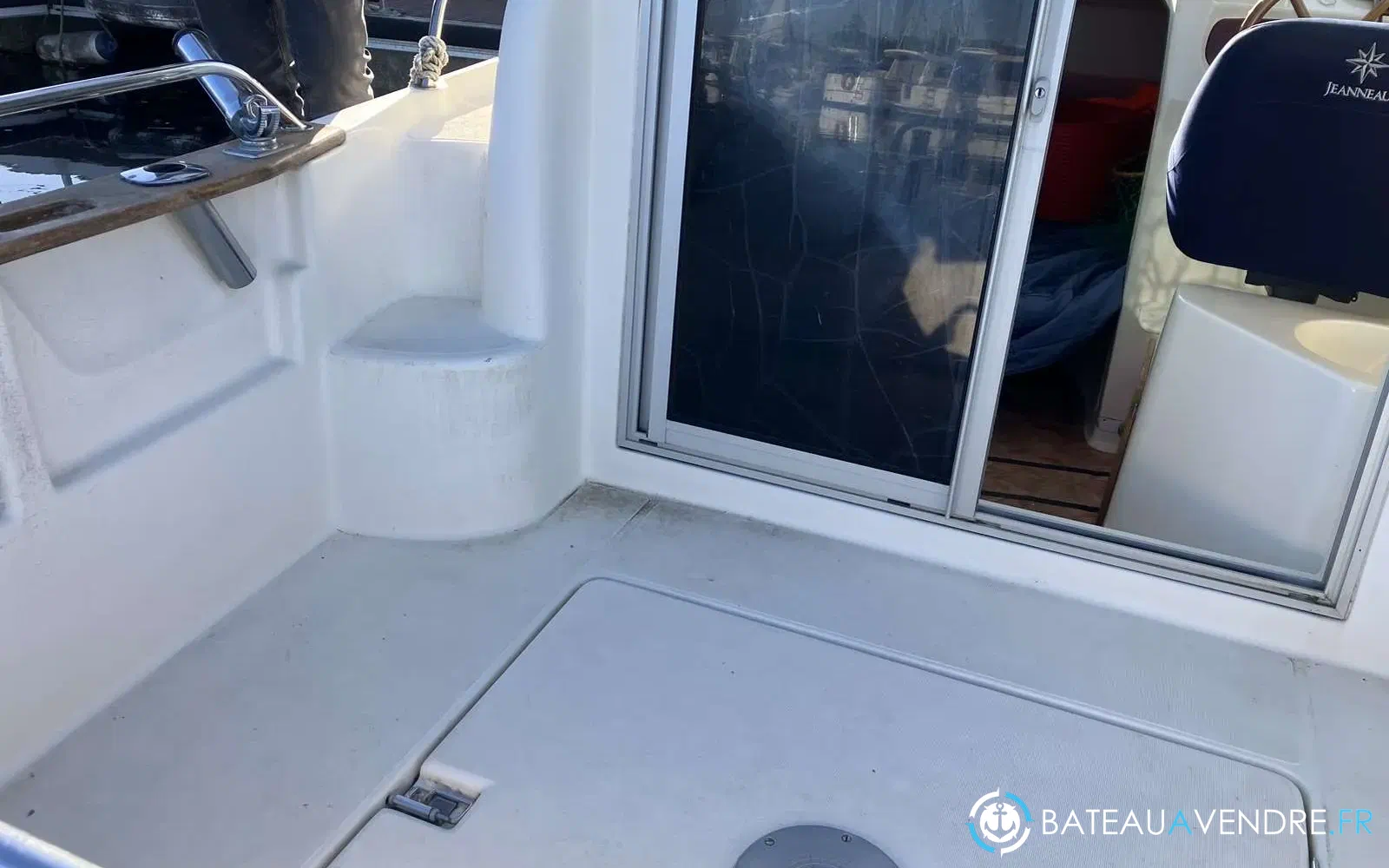 slider 21 Jeanneau Merry Fisher 625 Legende