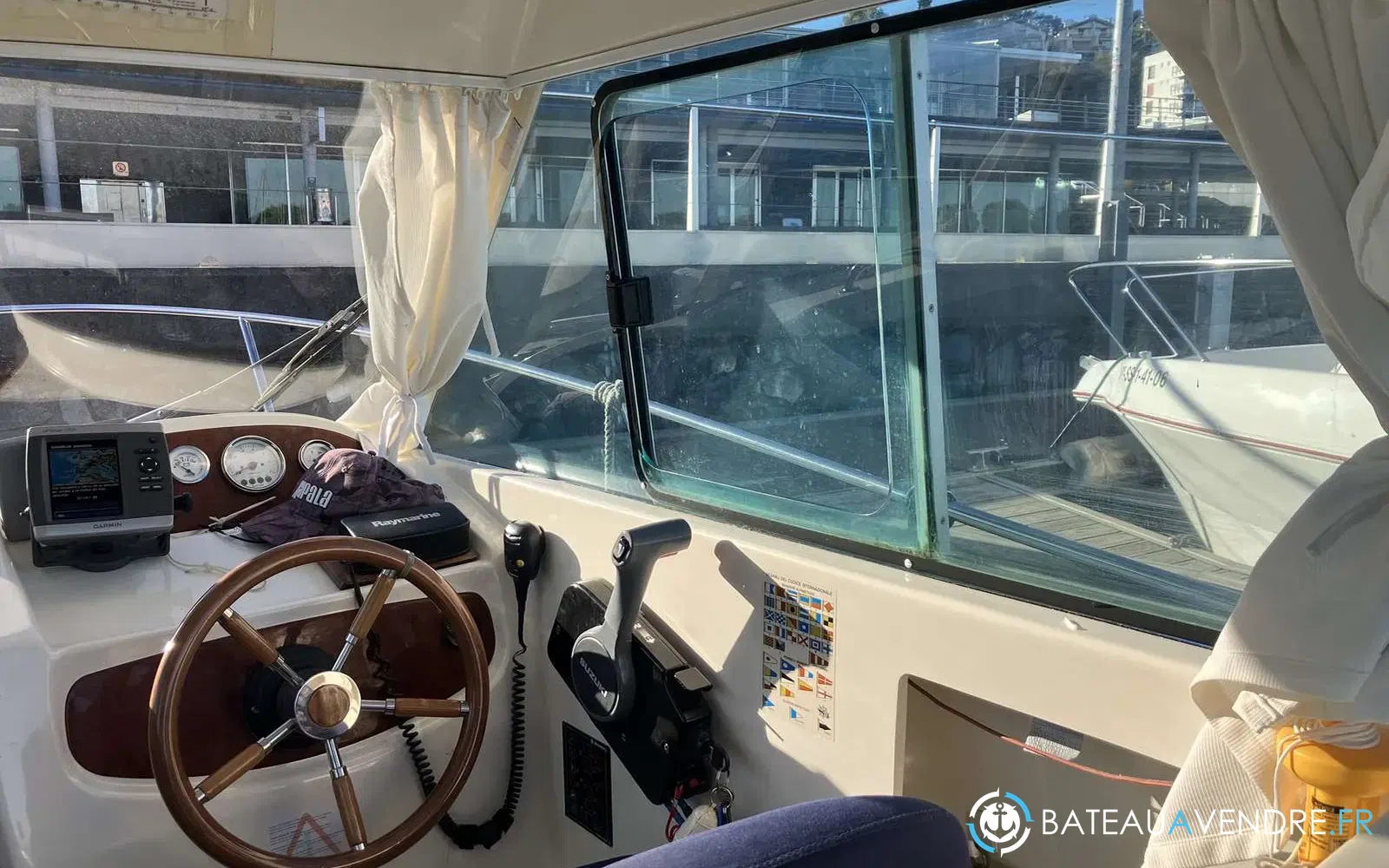 slider 28 Jeanneau Merry Fisher 625 Legende