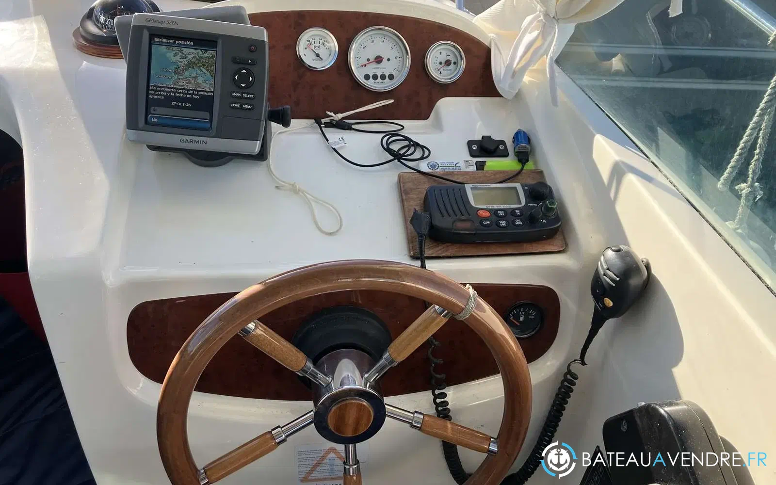 slider 33 Jeanneau Merry Fisher 625 Legende