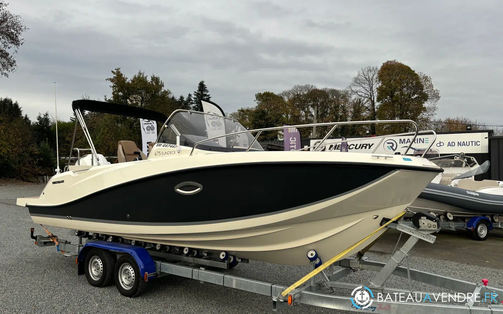 slider 1 Quicksilver Activ 675 Sundeck