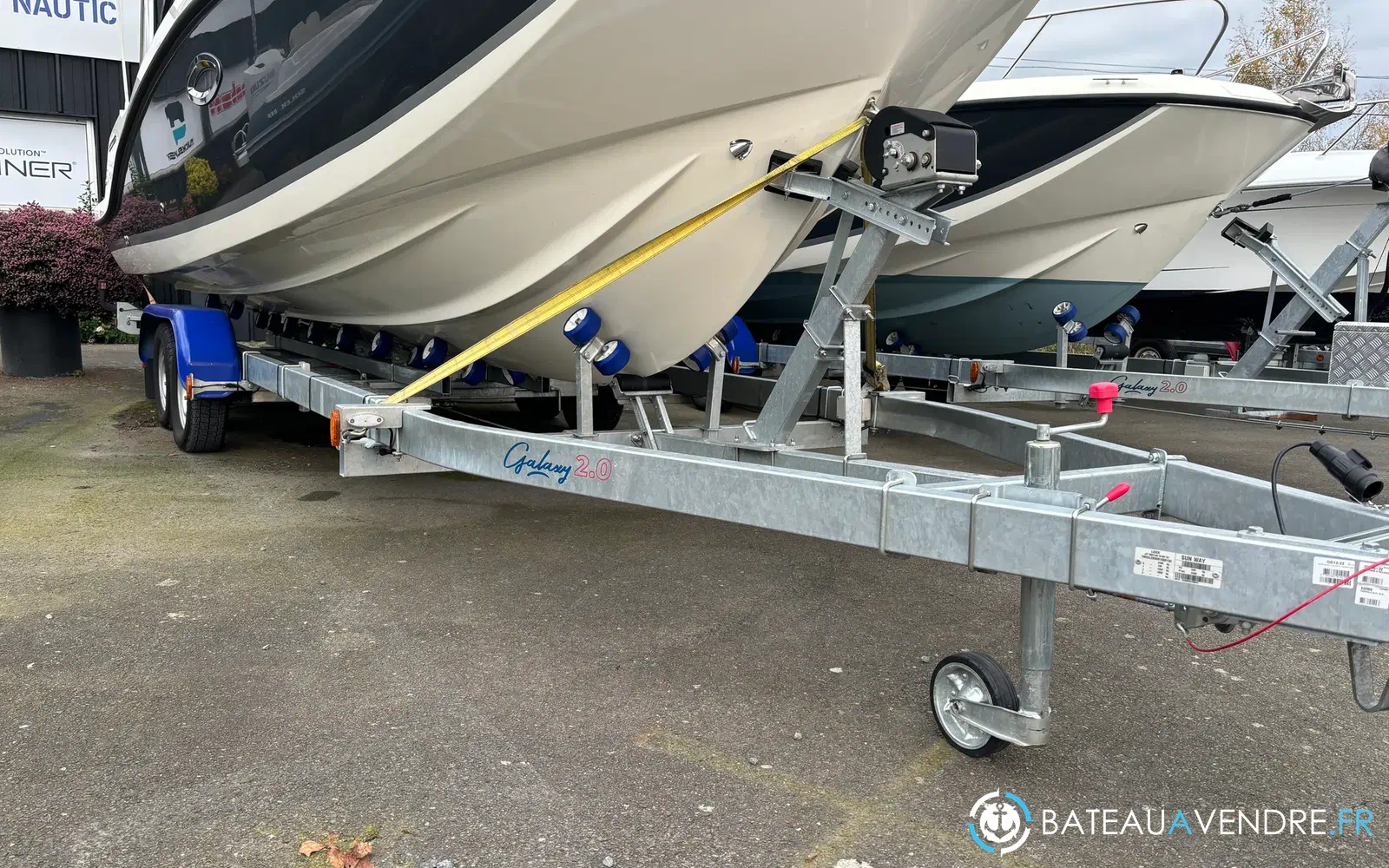 slider 3 Quicksilver Activ 675 Sundeck
