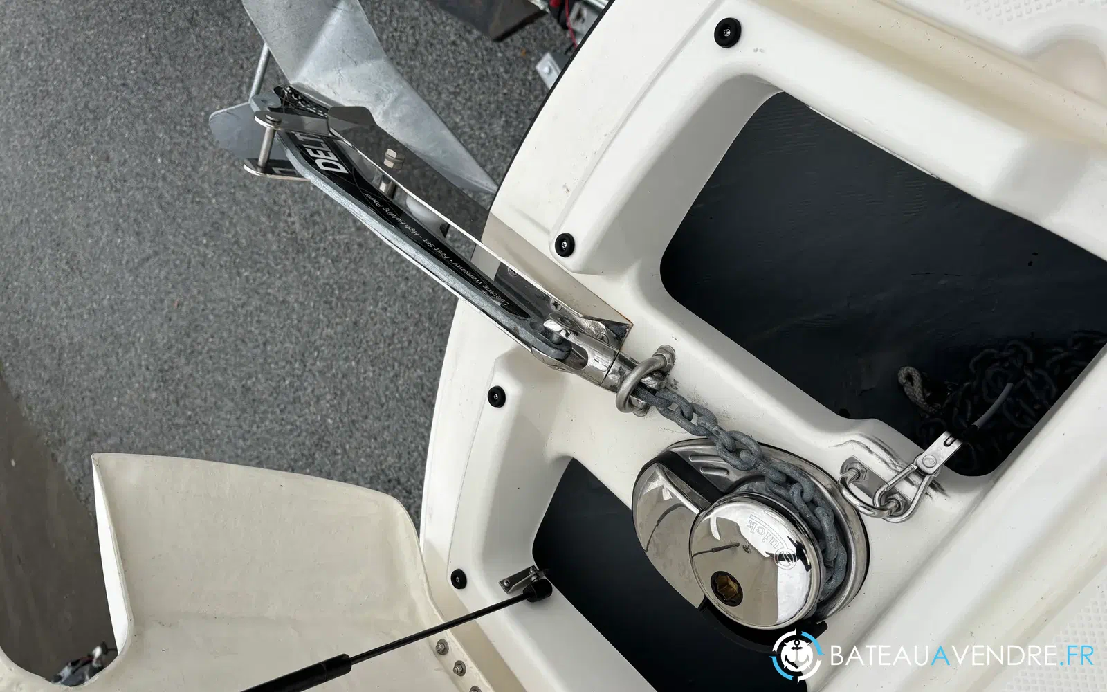 slider 4 Quicksilver Activ 675 Sundeck