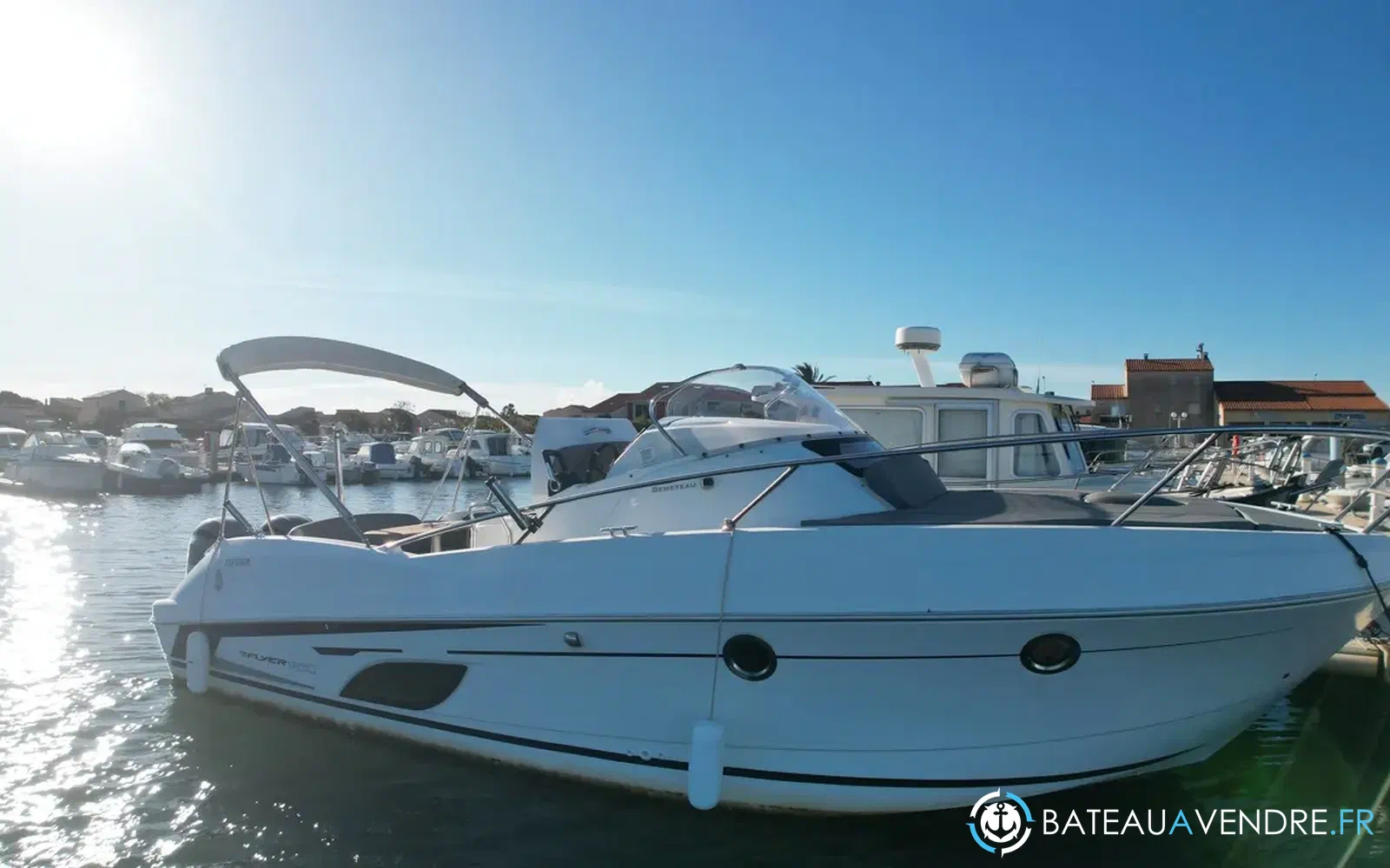 slider 0 Beneteau Flyer 850 Sun Deck