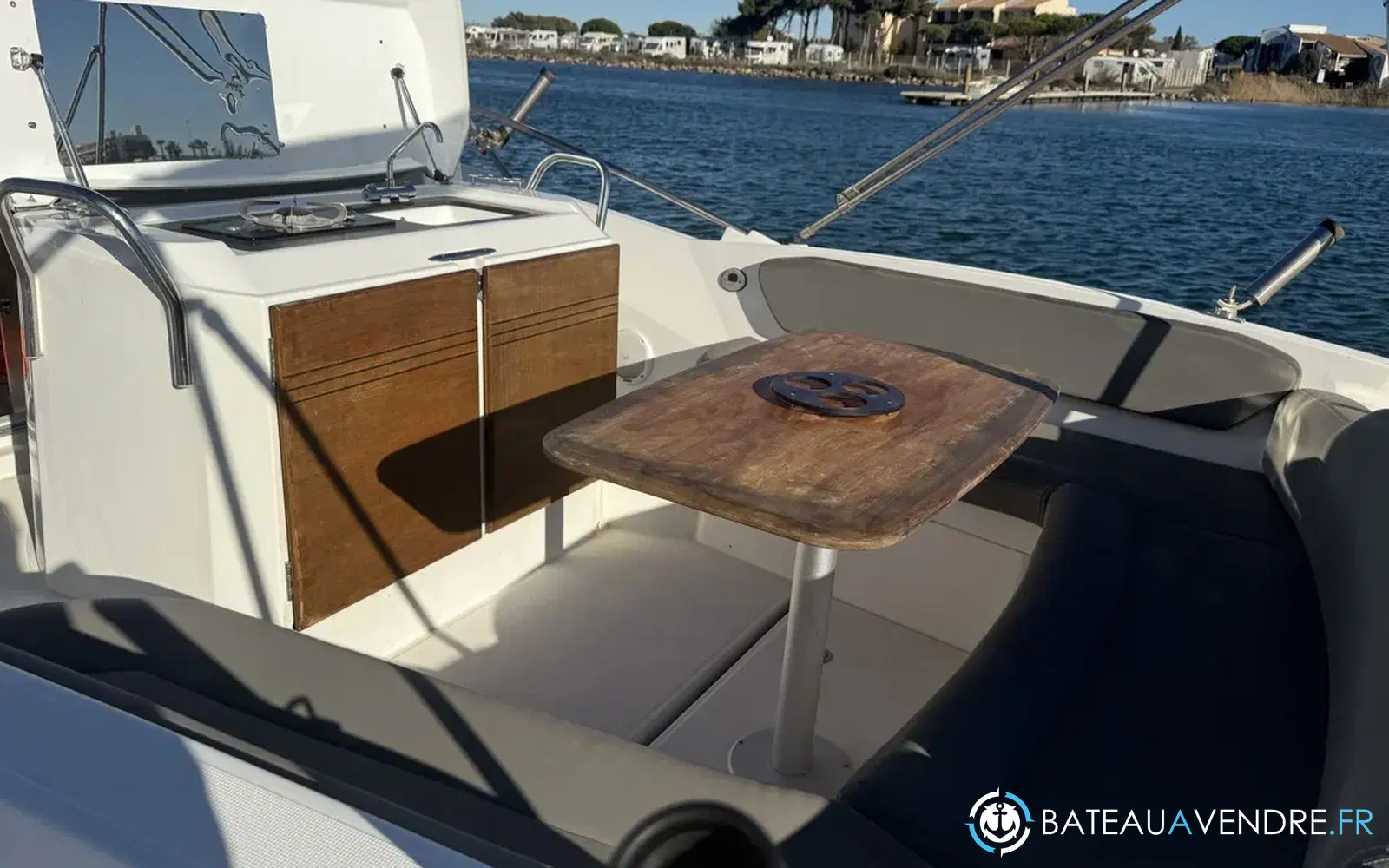slider 10 Beneteau Flyer 850 Sun Deck