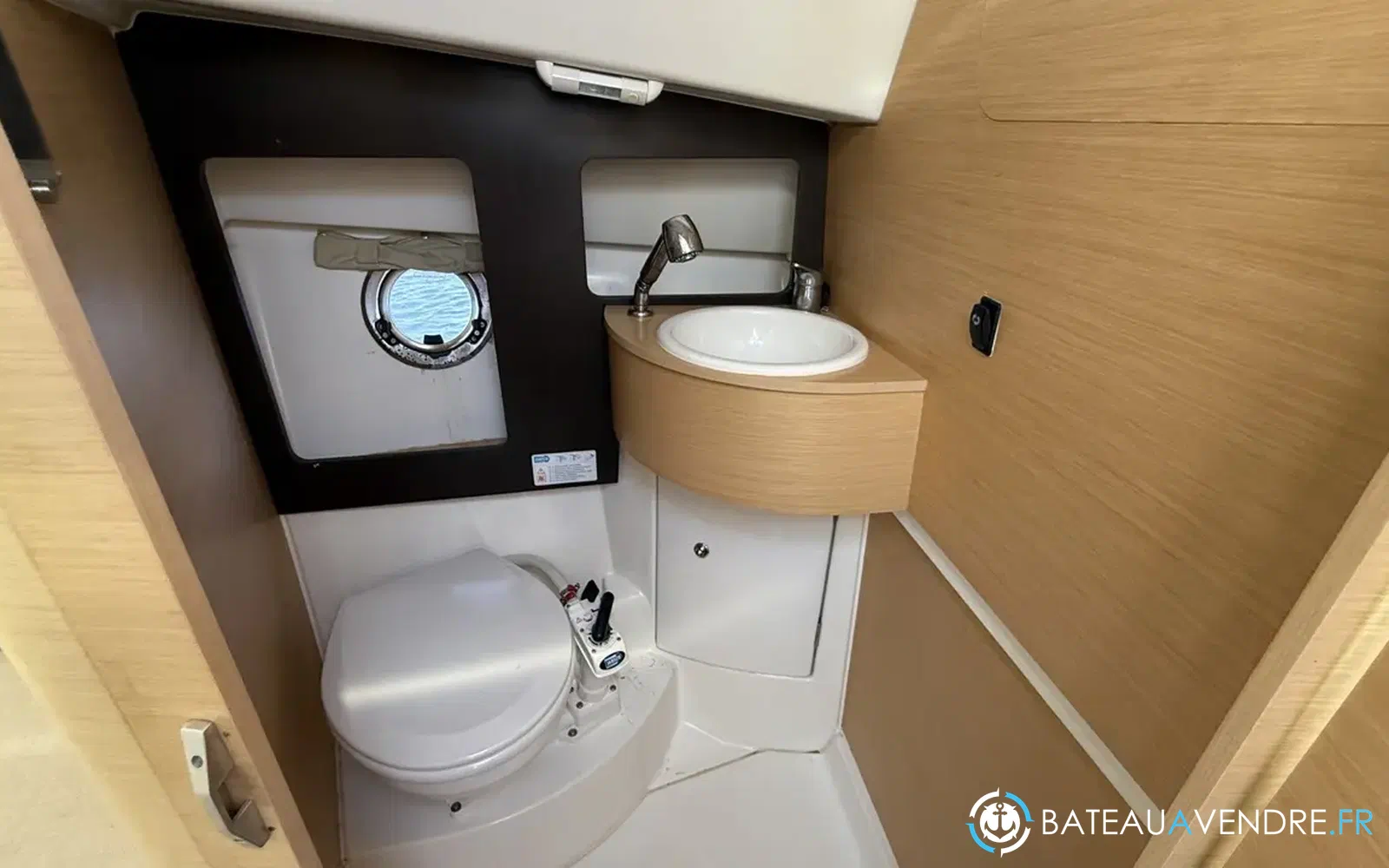 slider 18 Beneteau Flyer 850 Sun Deck