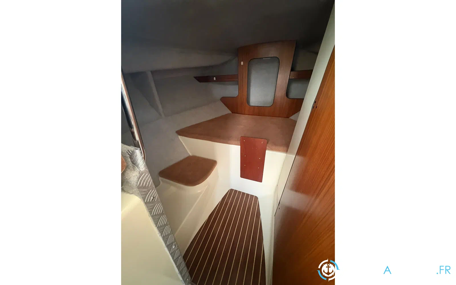 slider 8 Guymarine Evada 740