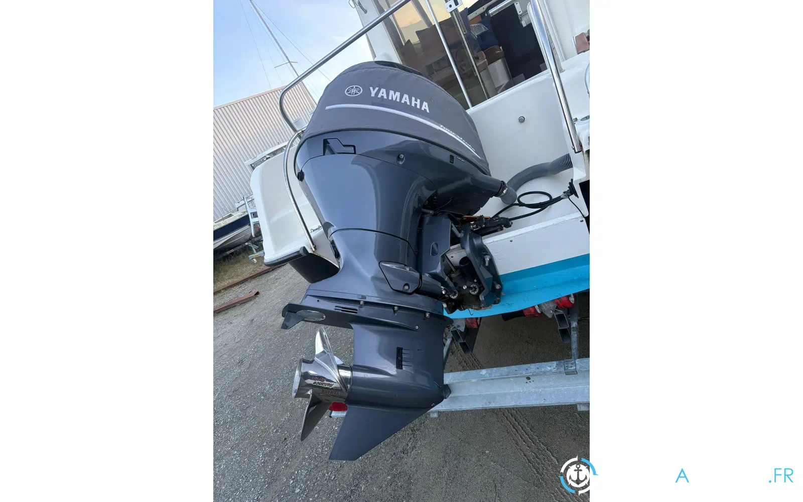 slider 10 Guymarine Evada 740
