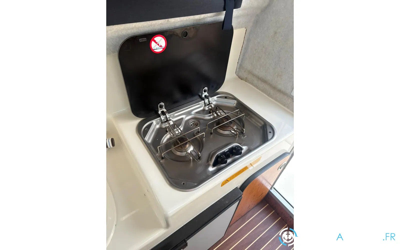 slider 11 Guymarine Evada 740