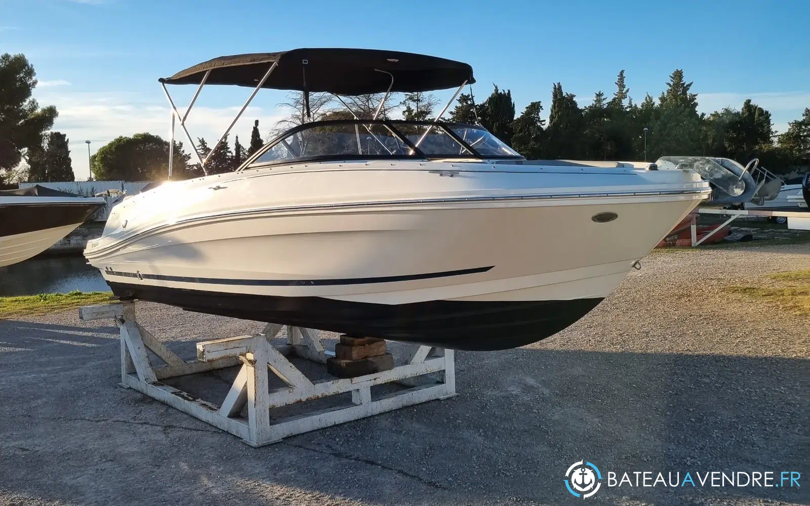 slider 0 Bayliner VR6 OB