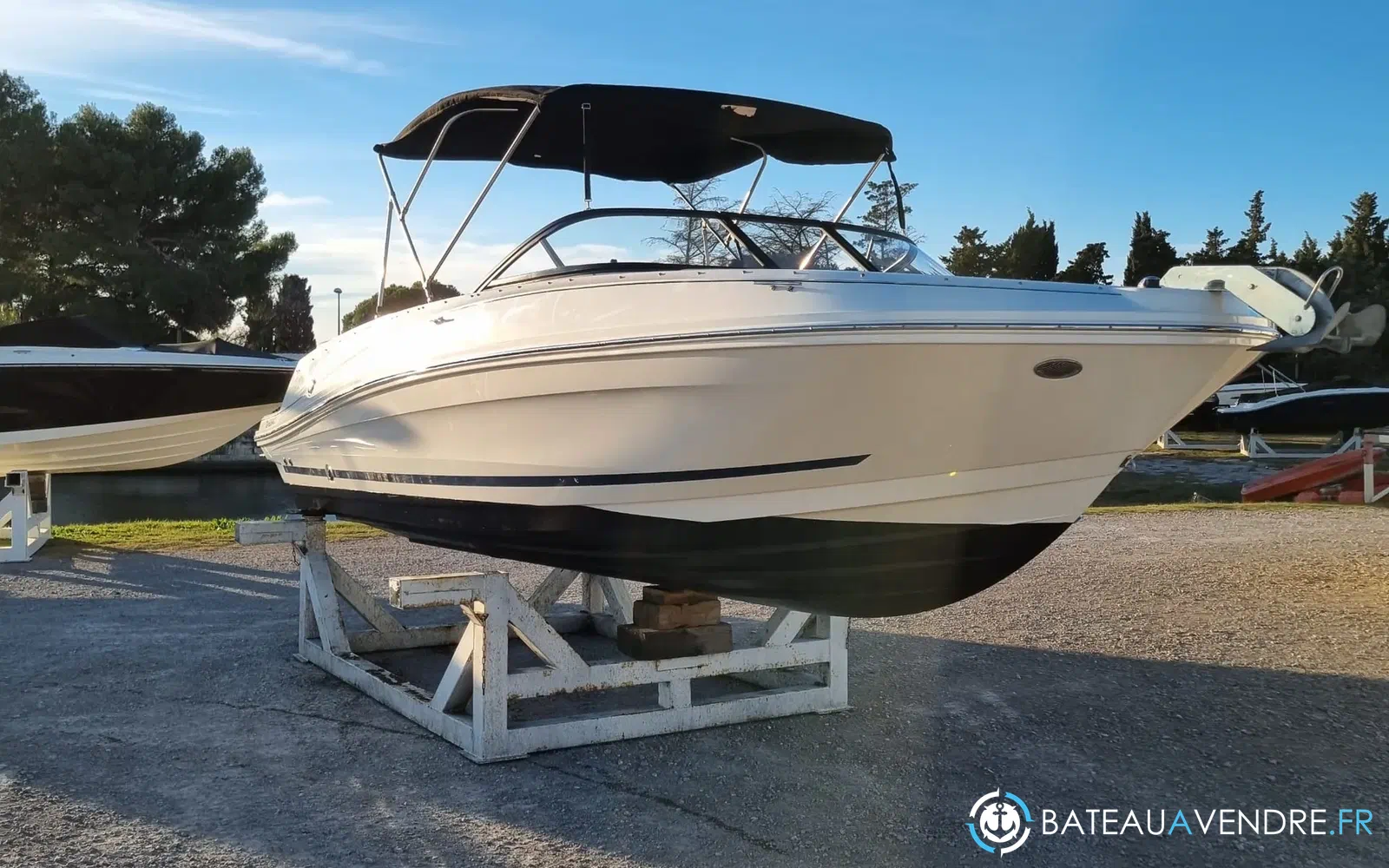 slider 19 Bayliner VR6 OB