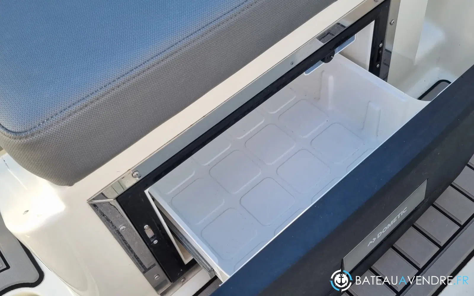 slider 21 Bayliner VR6 OB