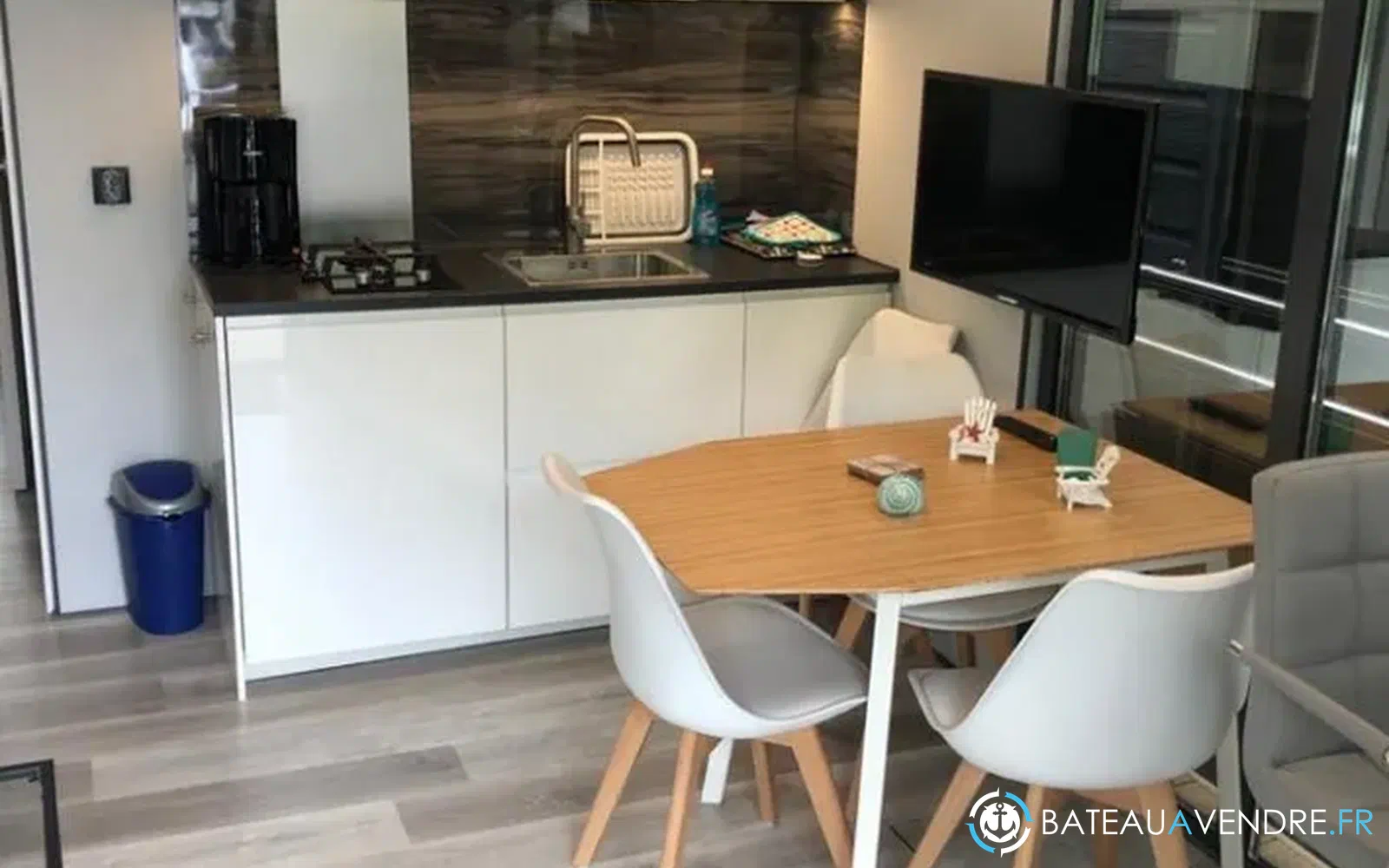 slider 13 La Mare Apart L