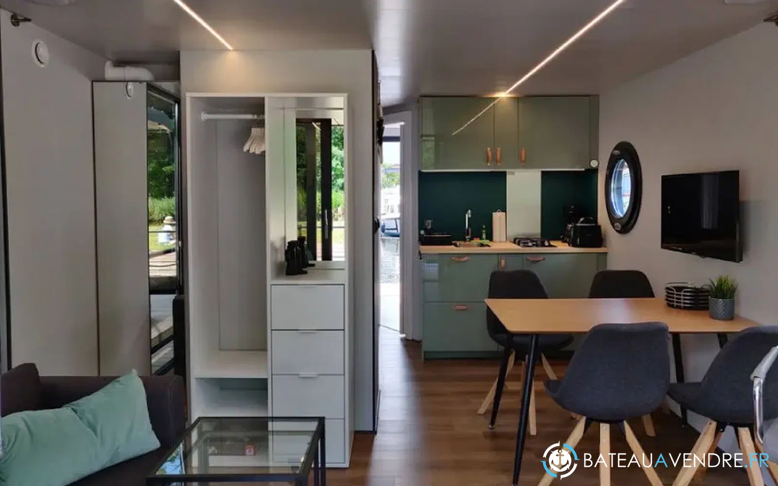 slider 10 La Mare Apart L