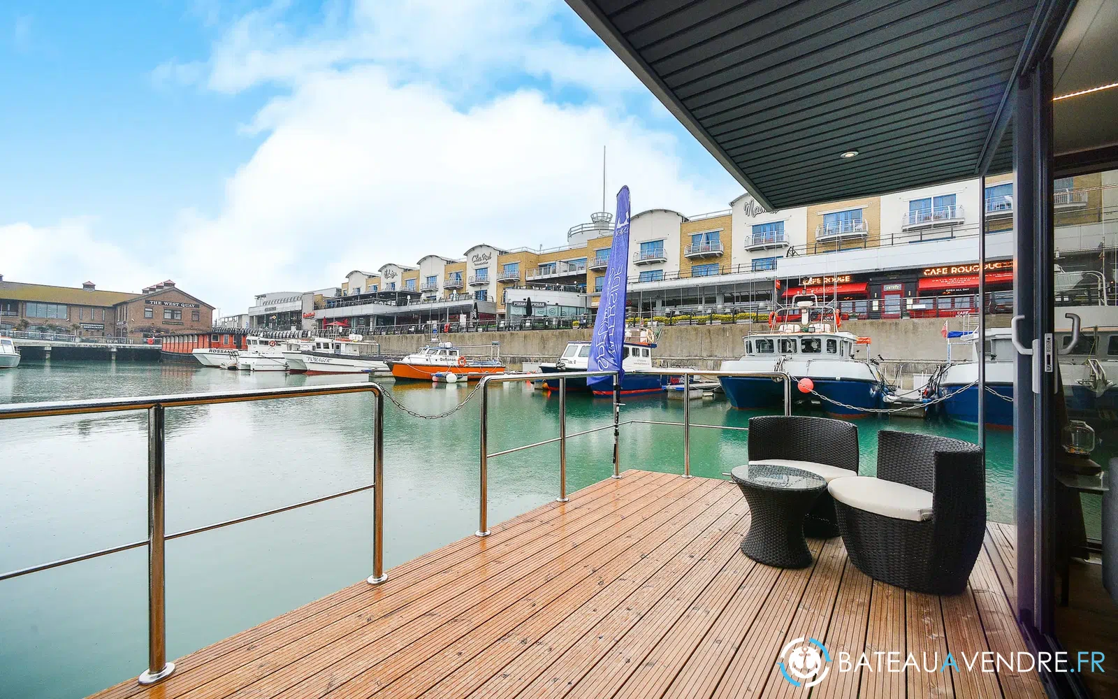 slider 18 La Mare Apartboat XL