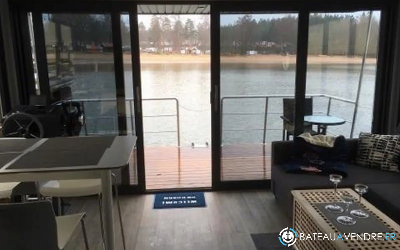 slider 6 La Mare Apartboat XL