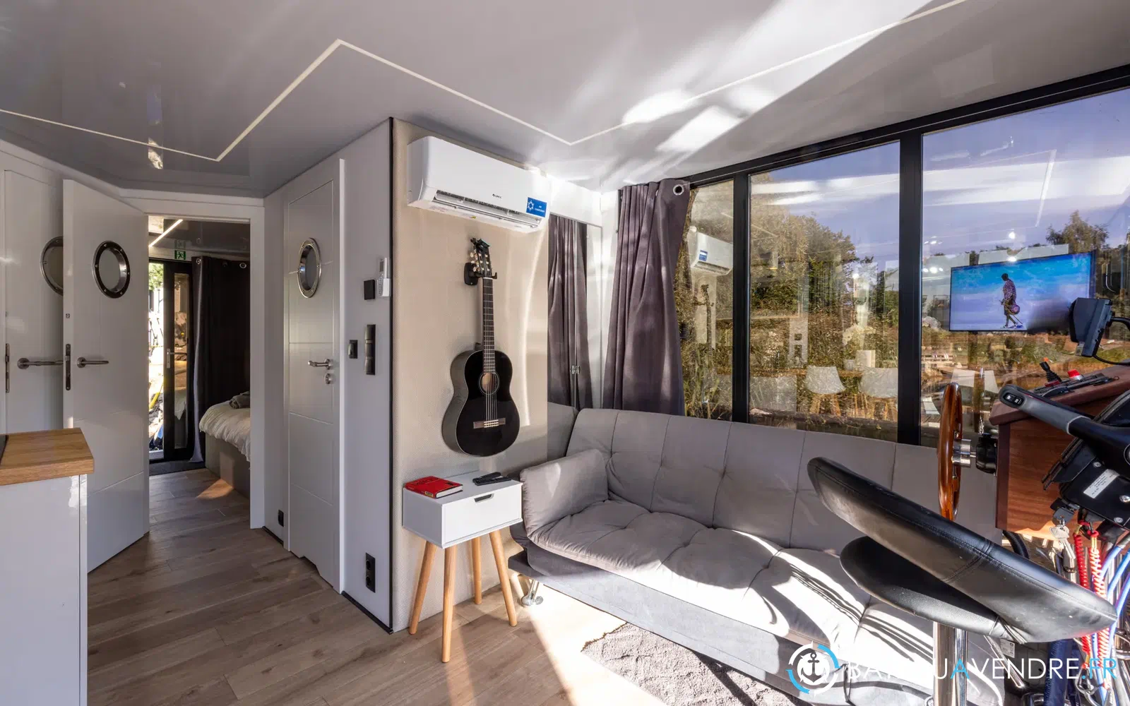 slider 5 La Mare Modern 12