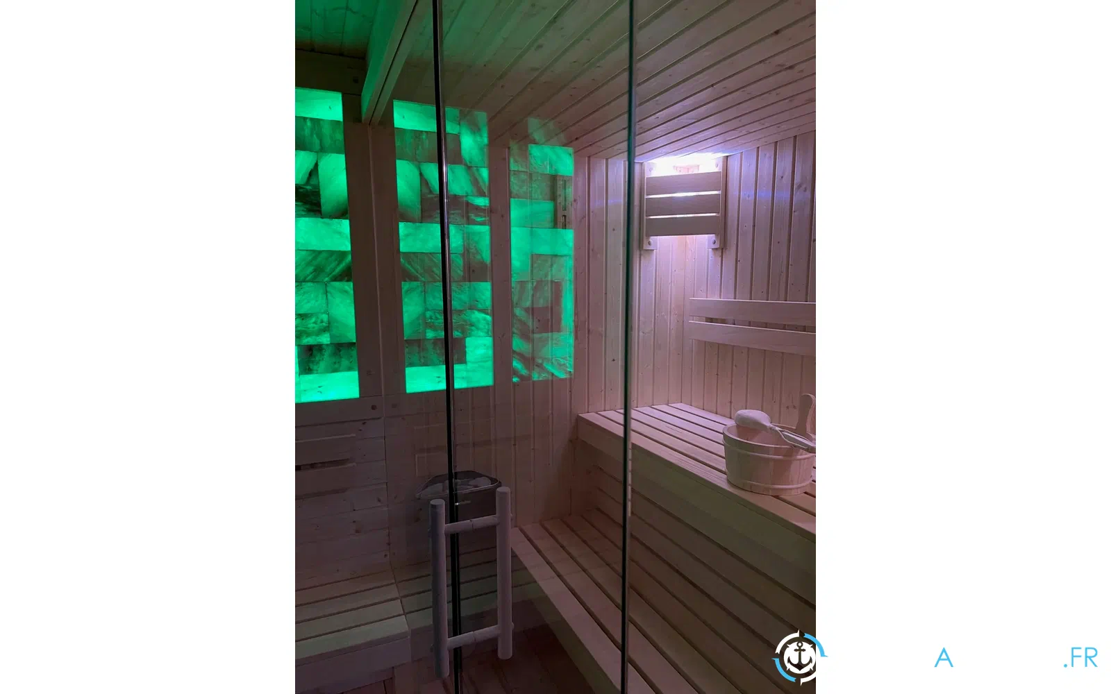 slider 14 La Mare Modern 15