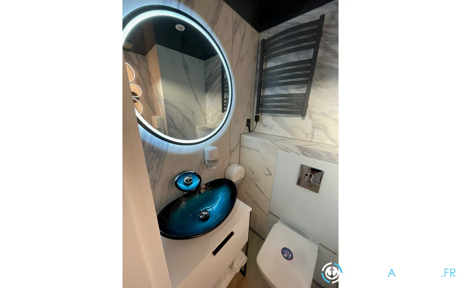 slider 21 La Mare Modern 15