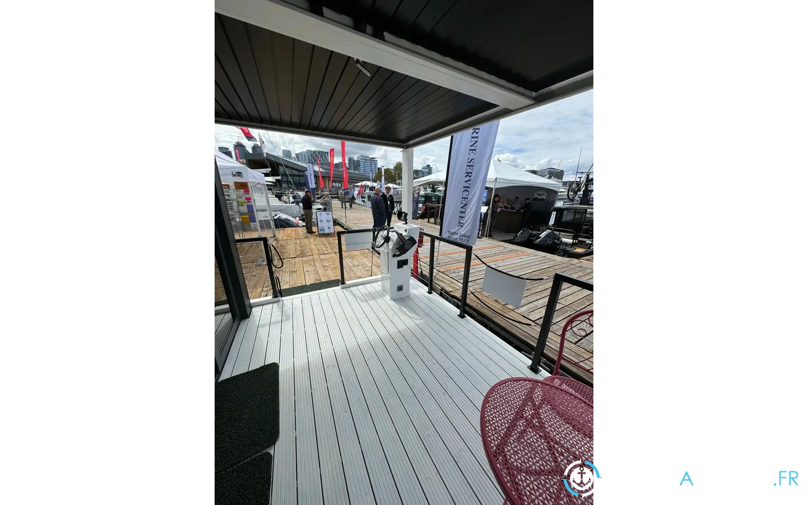 slider 10 La Mare Modern 14