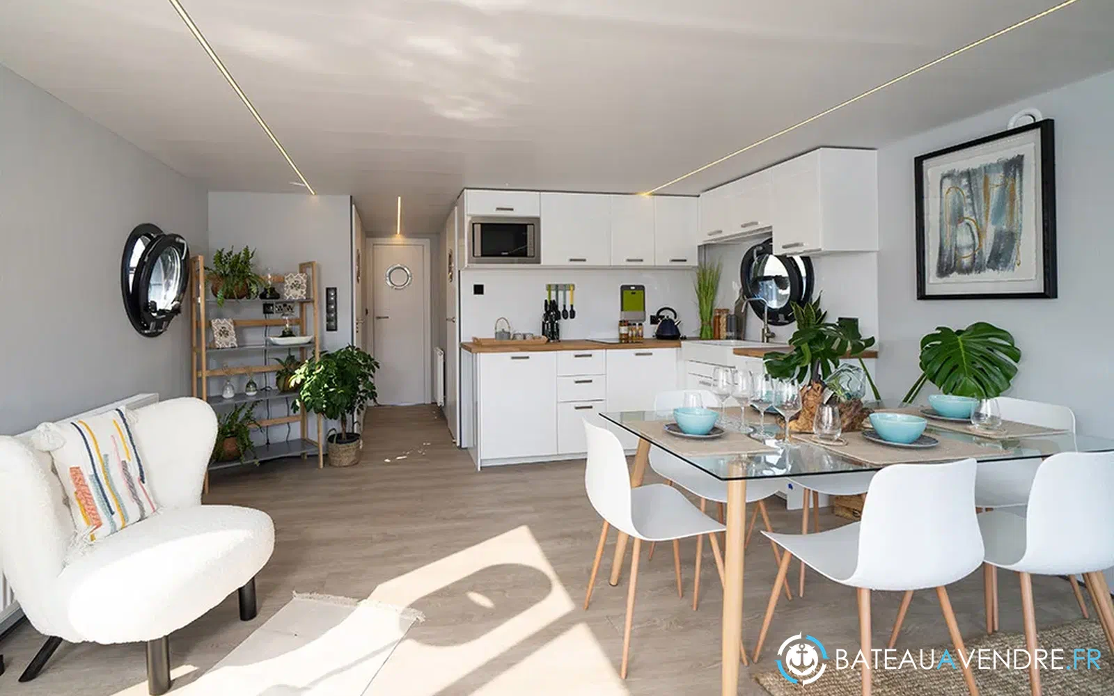 slider 17 La Mare Apartboat XXL