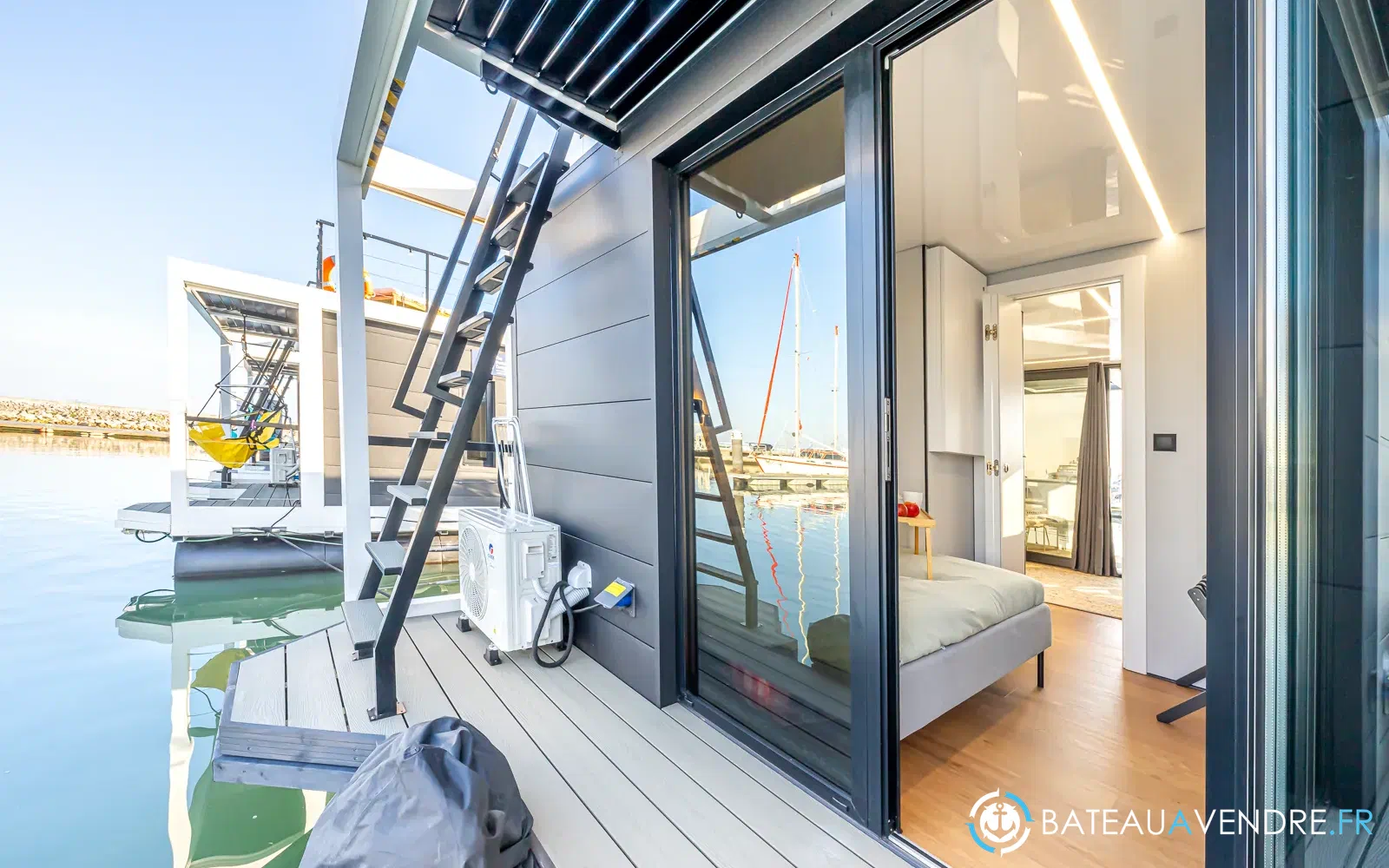 slider 4 La Mare Modern 9
