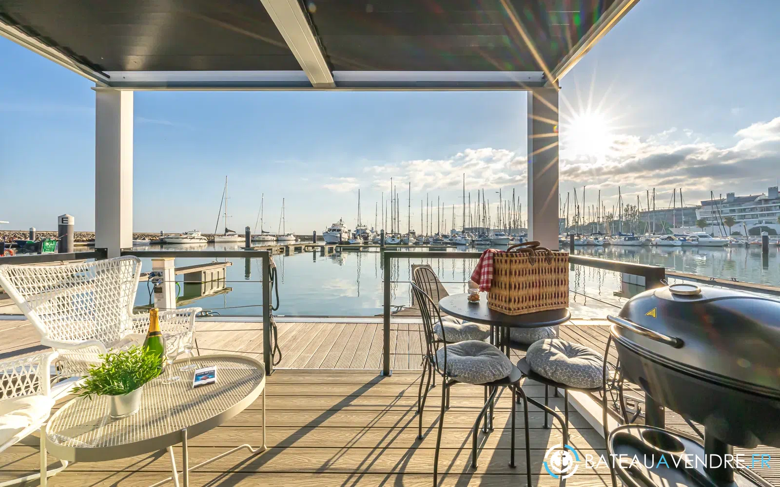 slider 10 La Mare Modern 9